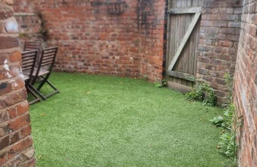 Manchester House | 3BR Sleeps 10 Walk to Alex Park