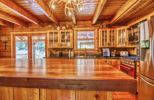 Groveland House | 3C Ranch on the Road to Yosemite