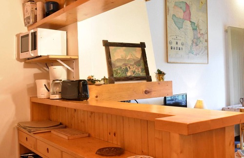 Meribel Apartment | 3P Apartment with Mezzanine - 50m from Slopes - Pets & Parking - Méribel