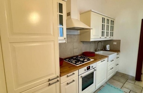 Lecce Apartment | 4 Balcony house art nouveau family apartment in Lecce