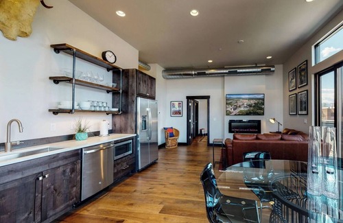 Whitefish Apartment | 4 bdrm, 2 Unit Dwntwn Penthouse!