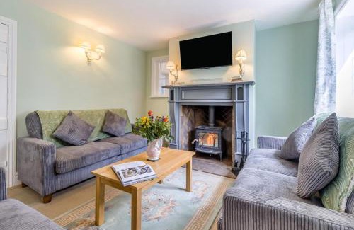 Whitchurch House | 4 Bed in Bronington oc-g32599