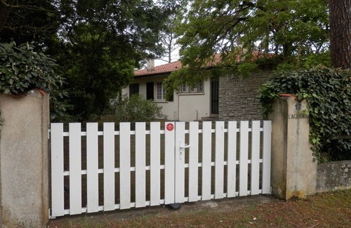 Vieux-Boucau-les-Bains Villa | 4-bed villa, quiet area, pets ok, private parking