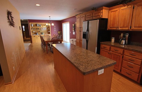 Hutchinson House | 4 bedroom 2 1/2 bath country home just minutes from town