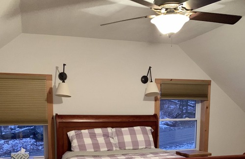 North Troy House | 4 bedroom, 2 bath, large finished basement 2.4 miles to Jay Peak Resort!