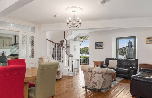 Neyland Cottage | 4 bedroom accommodation in Burton, South Pembrokeshire