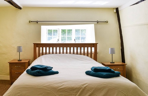 Sherborne Cottage | 4 bedroom accommodation in Trent, near Sherborne