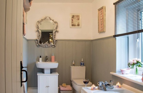 Fence Cottage | 4 bedroom accommodation in Pendleton, near Clitheroe
