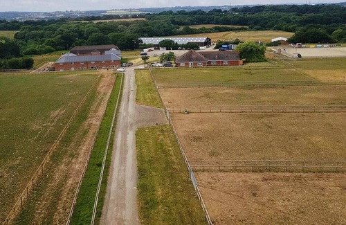 Newport Cottage | 4 bedroom accommodation in Newport