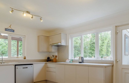 Wroxham Cottage | 4 bedroom accommodation in Hoveton, Norwich