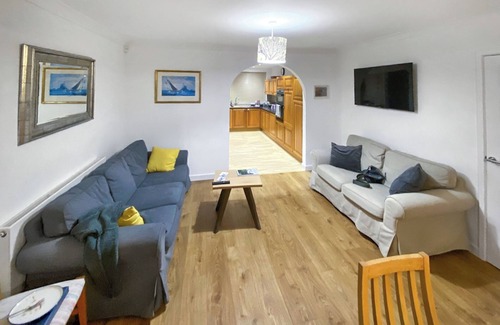 Illogan Cottage | 4 bedroom accommodation in Illogan, near Redruth