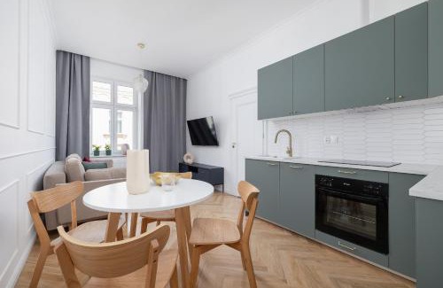 Wesoła Zachod Apartment | 4-Bedroom Apartment - Private Sauna - Wielopole 7