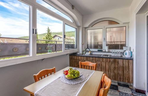 Selce Apartment | 4 bedroom awesome apartment in Selce