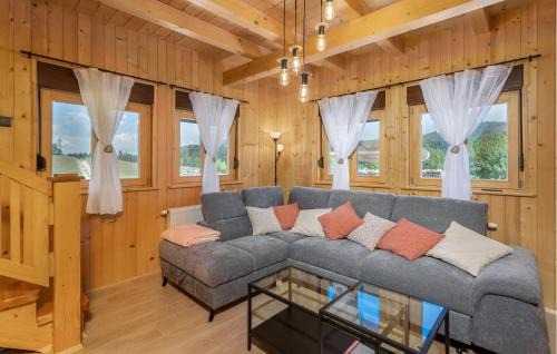 Mrkopalj House | 4 Bedroom Awesome Home In Sunger