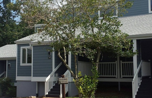 Fairfield Glade Cabin | 4 Bedroom Condo in the Rolling Hills of Tennessee.