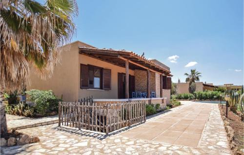 Cornino House | 4 Bedroom Cozy Home In Custonaci