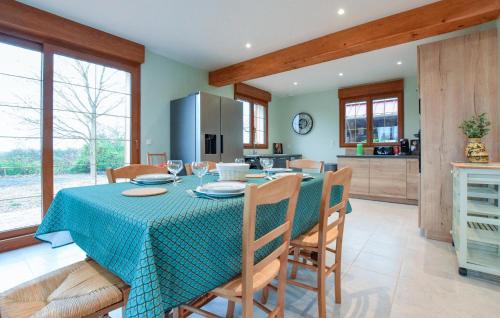 Saint-Julien-de-Mailloc House | 4 Bedroom Gorgeous Home In Valorbiquet