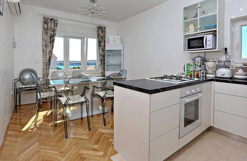 Jadranovo House | 4 bedroom gorgeous home in Jadranovo