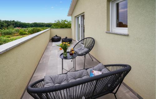 Pula House | 4 Bedroom Gorgeous Home In Pula