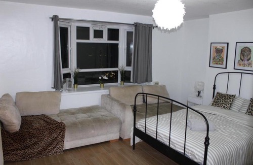 Hoxton Apartment | 4 Bedroom Guest Apartment in the Heart of Shoreditch