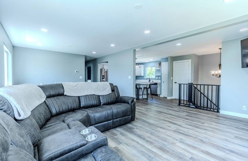 Spirit Lake House | 4-bedroom house in peaceful Spirit Lake with WiFi, AC, SPACIOUS