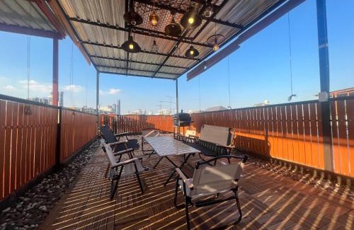 Phra Khanong Nuea Villa | 4 Bedroom House with Beautiful Rooftop near BTS Ekkamai