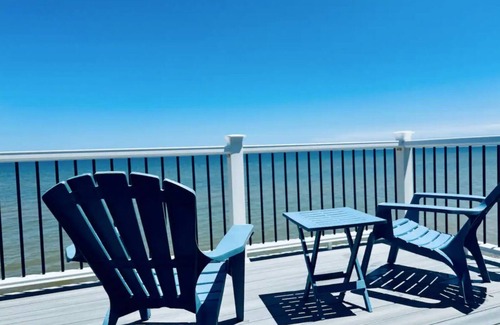 Point Lookout House | 4 Bedroom Luxury Private Beach Retreat