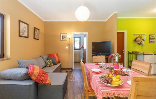 Soline House | 4 Bedroom Pet Friendly Home In Soline