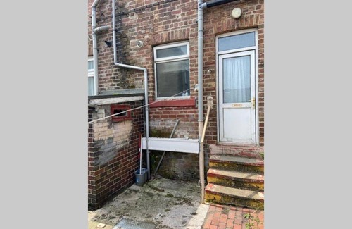 Wombwell House | 4 Bedroom Town House