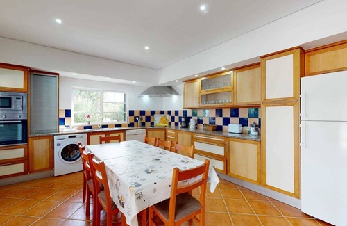Almancil Villa | 4 bedroom villa with pool on the outskirts of Quinta do lago