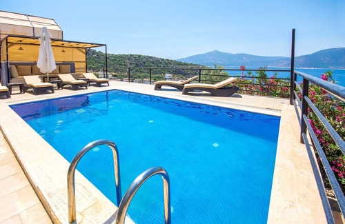 Kalkan Villa | 4 Bedroom Villa with Secluded Pool and Panoramic Views of Kalkan and Kalkan Bay