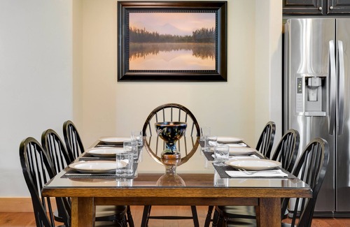 Bear Hollow Village House | 4 BR 3 1/2 Ba Townhouse-Gas grill, hot tub, X-Box