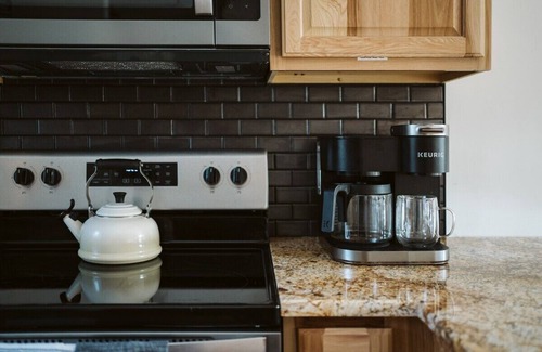 Nellysford Cabin | 4 BR Modern Cabin w/Game Room + Golf Course View