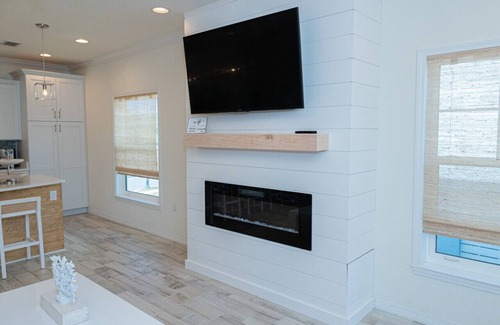 Ono Island Villa | 4 br villa with hot tub, pool, gym, golf, shuttle