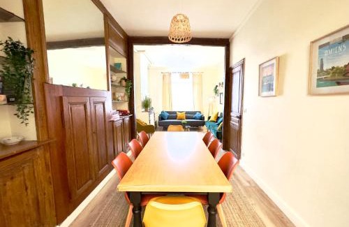 Amiens House | 4 Ch - 10 pers - Grande Maison - Parking - Jardin - BBQ