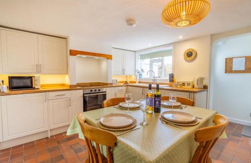 Reydon House | 4 Church Cottages