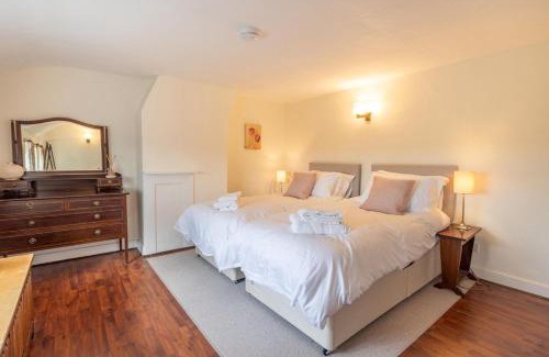 Reydon House | 4 Church Cottages