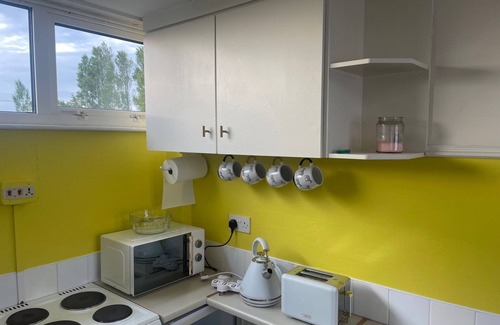 Chapel Saint Leonards Ski Chalet | 4 Guests - Pet Friendly - Chalet Beach Home Chapel