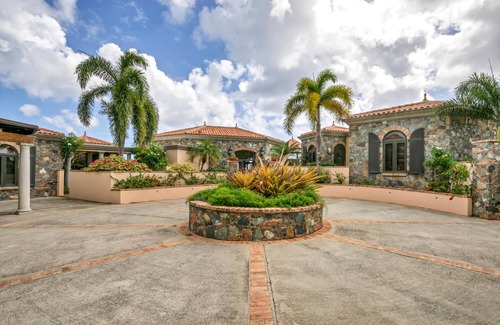 Rendezvous Bay Villa | 4 Master Suites with King Beds. Exceptional Views. 5 minutes to Cruz Bay.