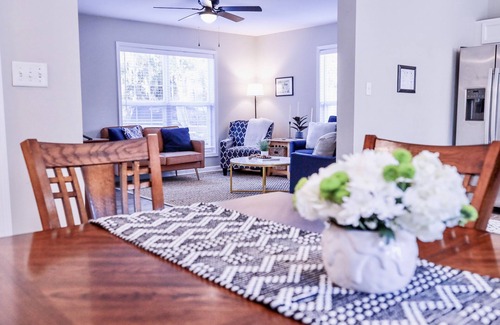 Beaufort House | 4 mi. to Beaufort Waterfront and Parris Island 🇺🇸- 🧲 Pit - Porch w/Grill