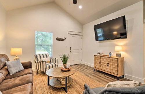 Rockport House | 4 Mi to Boat Ramp Charming Rockport Home