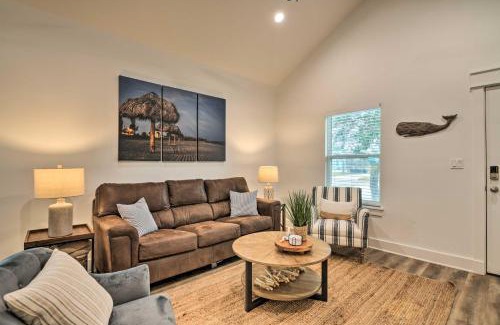 Rockport House | 4 Mi to Boat Ramp Charming Rockport Home