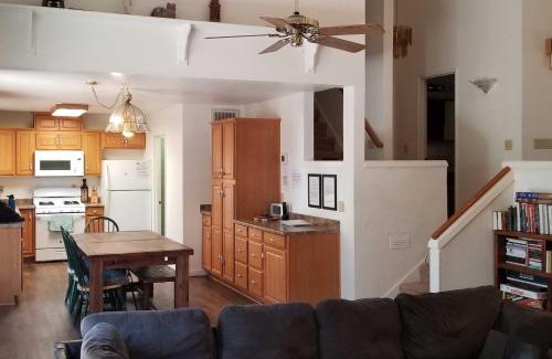 Black Bart House | 4 Mi to Heavenly Home with Deck in South Lake Tahoe