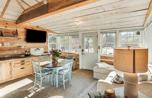 Elk River Apartment | 4 Mi to Main Street Riverfront Minnesota Cabin
