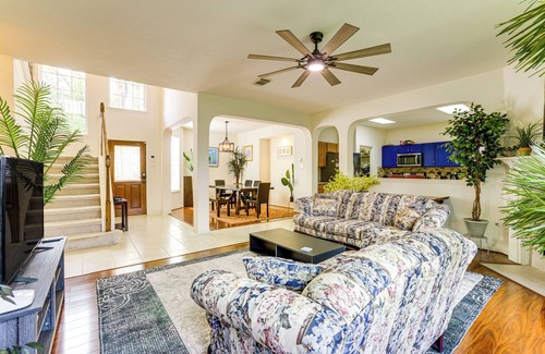 Spring House | 4 Mi to Old Town Spring: Family Retreat w/Yard!