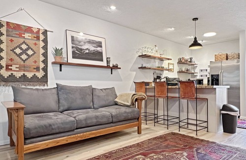 Wolf Creek Condo | 4 miles to Powder Mountain