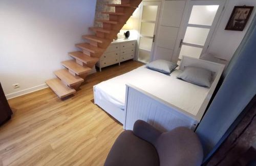 Saint-Germain-en-Laye Apartment | 4 mins RER - St Germain en Laye Super Center - Wei&Pei Apartment