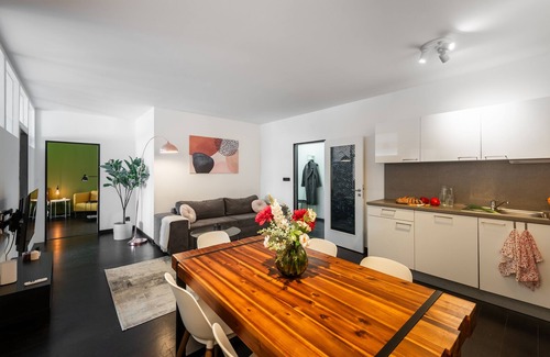 Karlin Apartment | 4-room apartment near the park Vitkov