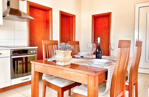 Vantacici Apartment | 4 star apartment in Malinska 150m from the beach with pool, dishwasher, wifi, air conditioning