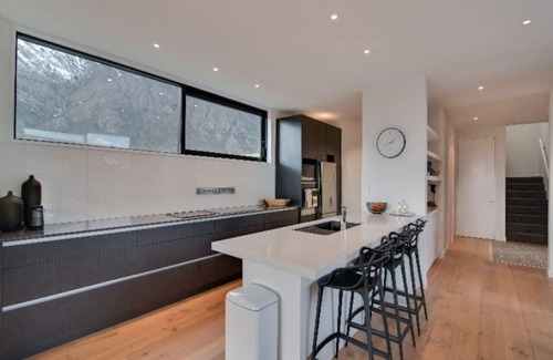 Jacks Point House | 4 Stockyard lane, 3 Bedroom Home in Jacks Point